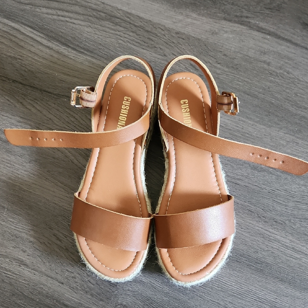 Espadrille Platform Sandals Size 6